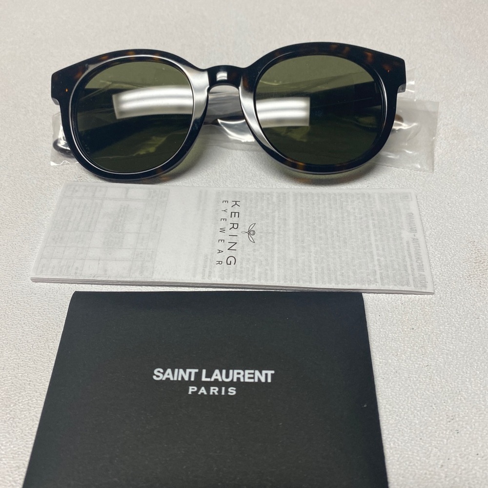 Yves Saint Laurent Tortoiseshell Frame Sunglasses with Green Lenses Like New